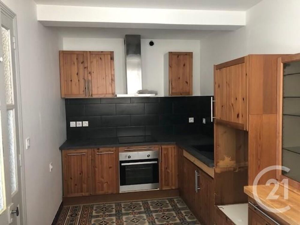 location Maison - 5 pi�ce(s) - 118 m� Carcassonne (11000)