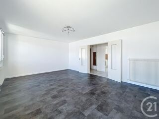  Appartement à louer 3 pièces 78 m²
