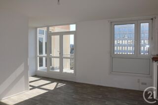  Appartement à louer 3 pièces 68 m²