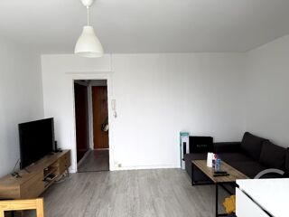  Appartement à louer 1 pièce 32 m²