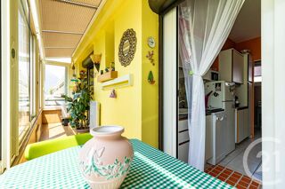  Appartement  vendre 2 pices 63 m