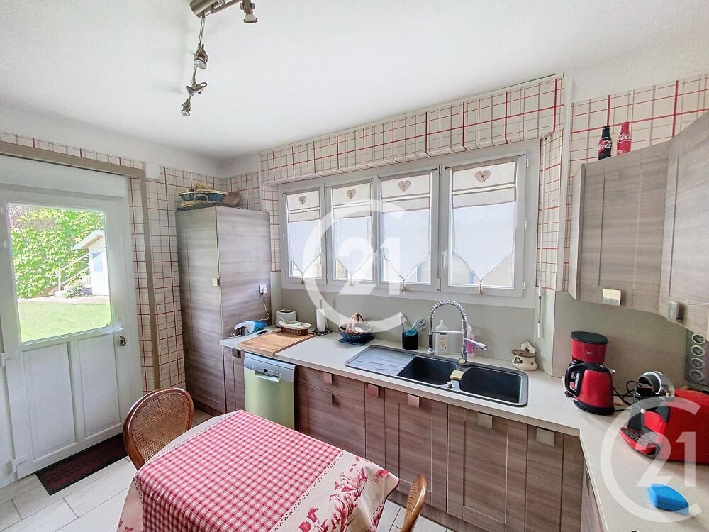 vente Maison - 7 pièce(s) - 180 m² Saint-Pierre-sur-Dives (14170)