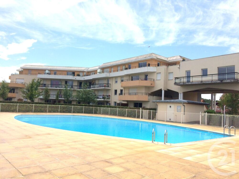 location Appartement - 2 pièce(s) - 33 m² Sainte-Suzanne (25630)