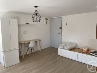  Appartement à louer 1 pièce 30 m²