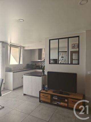  Appartement à vendre 5 pièces 99 m²