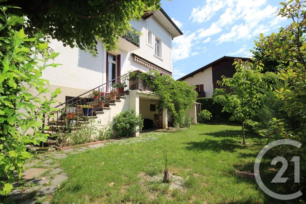 Appartement 5 pièces 118 m² · à Rumilly · 118 m² · 318 000 €