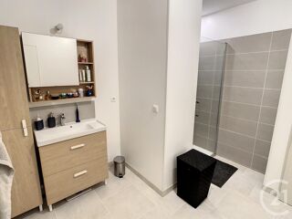  Appartement à louer 2 pièces 68 m²