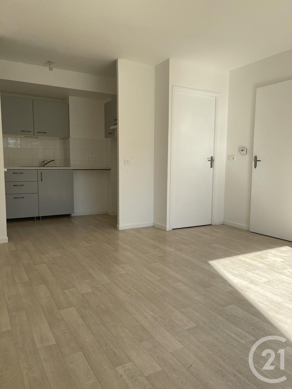 location Appartement - 2 pièce(s) - 41 m² Athis-Mons (91200)