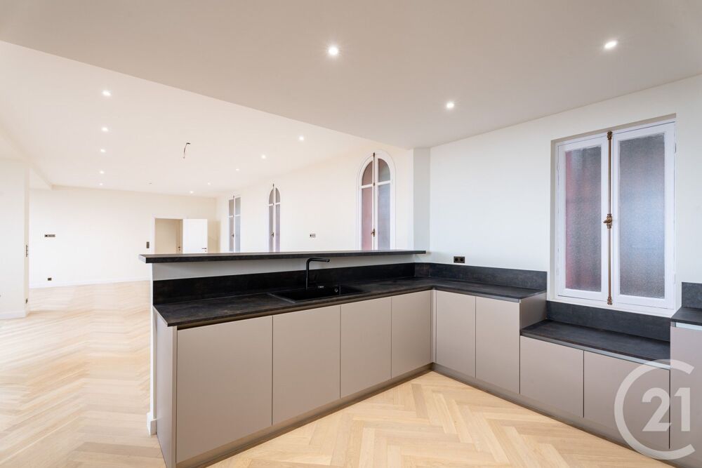 Exceptionnel appartement de 190 m² offrant une vue mer p....