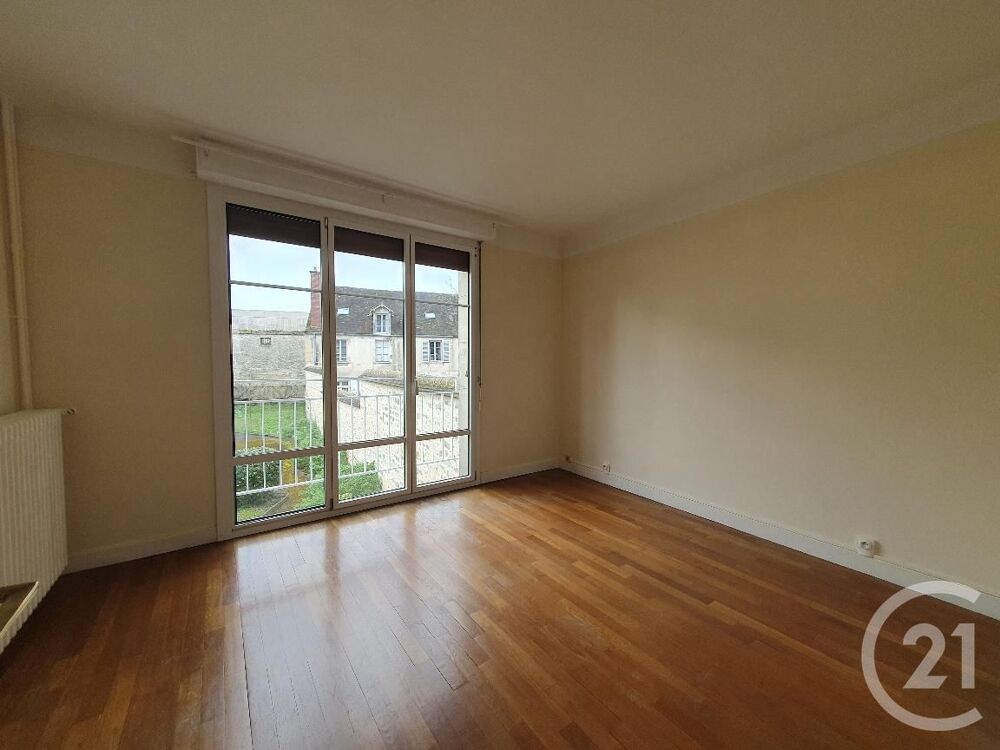 location Appartement - 4 pièce(s) - 93 m² Fontainebleau (77300)