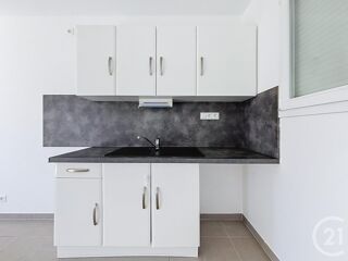  Maison à louer 5 pièces 105 m² Lure