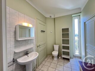  Appartement à louer 1 pièce 37 m²
