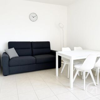  Appartement à louer 2 pièces 31 m²