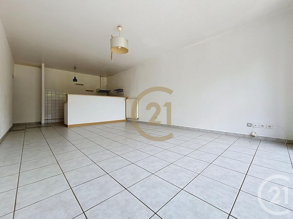 location Appartement - 3 pièce(s) - 78 m² Saint-Sauveur (70300)