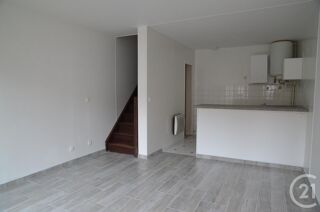  Appartement à louer 2 pièces 44 m²