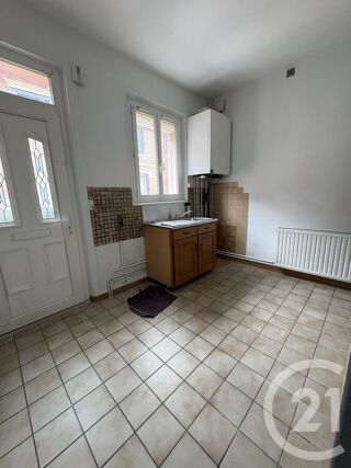 location Maison - 3 pièce(s) - 38 m² Montdidier (80500)