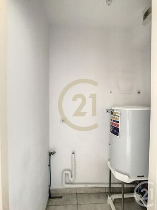 Appartement à louer 2 pièces 36 m²