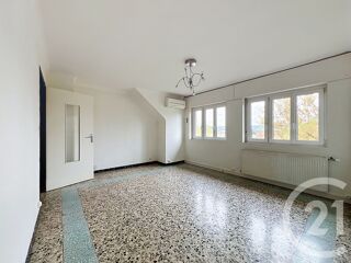 Appartement 5 pièces 87 m² · à Essey-lès-Nancy · 87 m² · 110 000 €