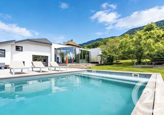  Maison � vendre 8 pi�ces 247 m�