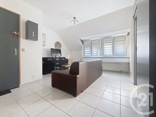  Appartement à louer 2 pièces 55 m²