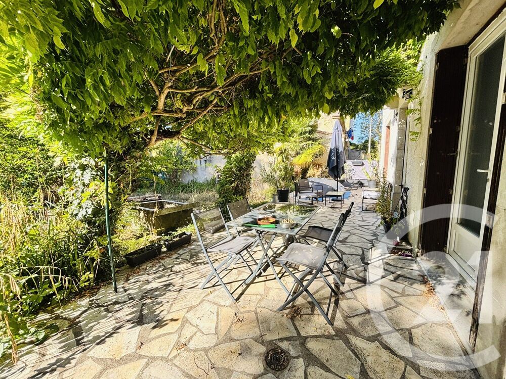 location Maison - 7 pièce(s) - 359 m² Escueillens-et-Saint-Just-de-Bélengard (11240)