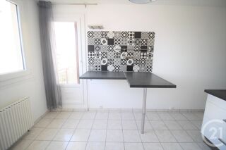  Appartement � louer 1 pi�ce 39 m� Grenoble