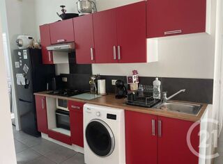  Appartement à louer 2 pièces 33 m²
