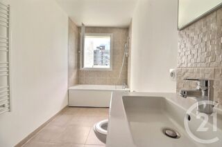  Appartement à louer 2 pièces 37 m²