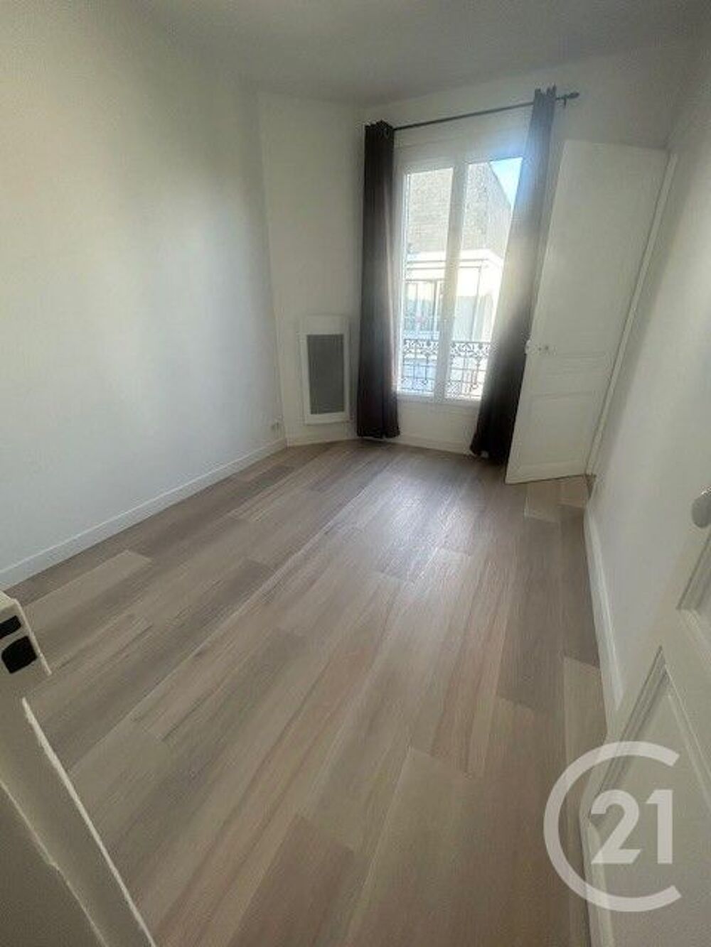 location Appartement - 3 pièce(s) - 31 m² Asnières-sur-Seine (92600)