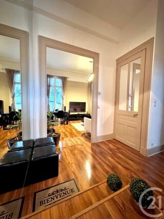  Immeuble � vendre 494 m�