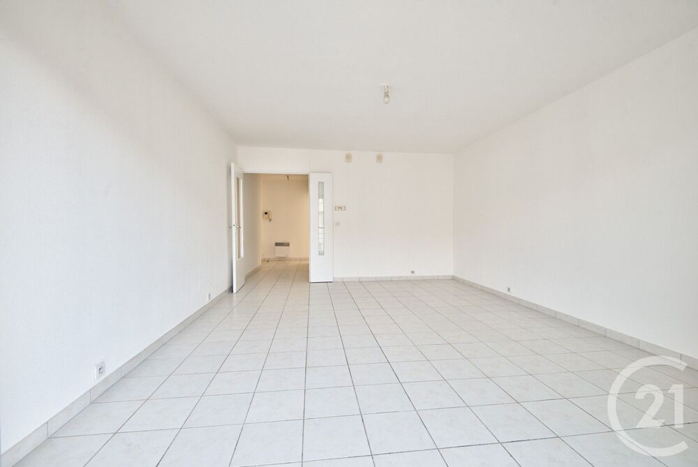 vente Appartement - 3 pièce(s) - 74 m² Antibes (06600)