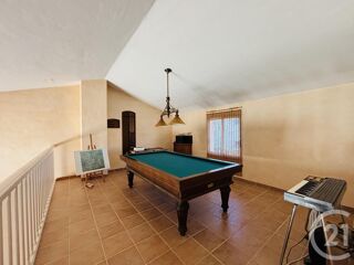  Maison � vendre 6 pi�ces 227 m�