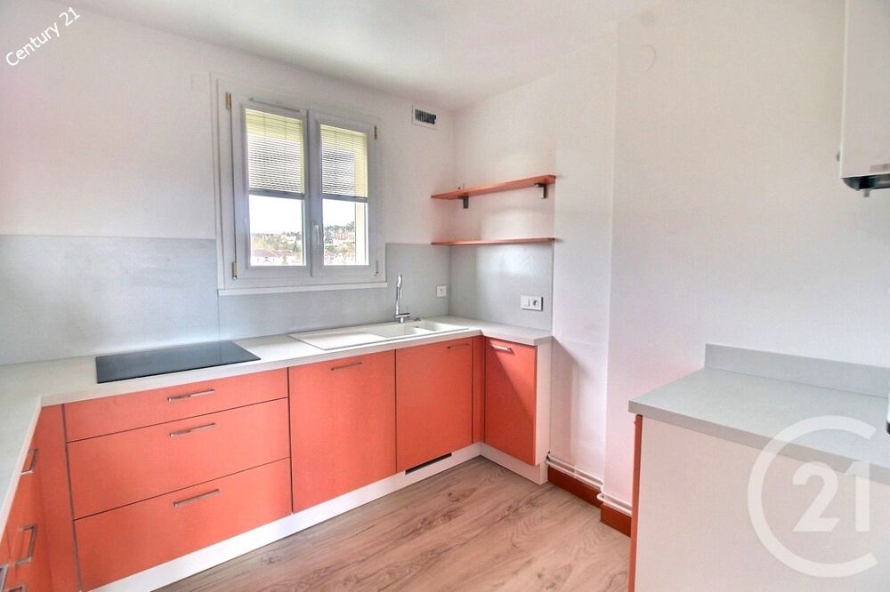 Appartement de type F5 situé à Château-Thierry, dans un ....