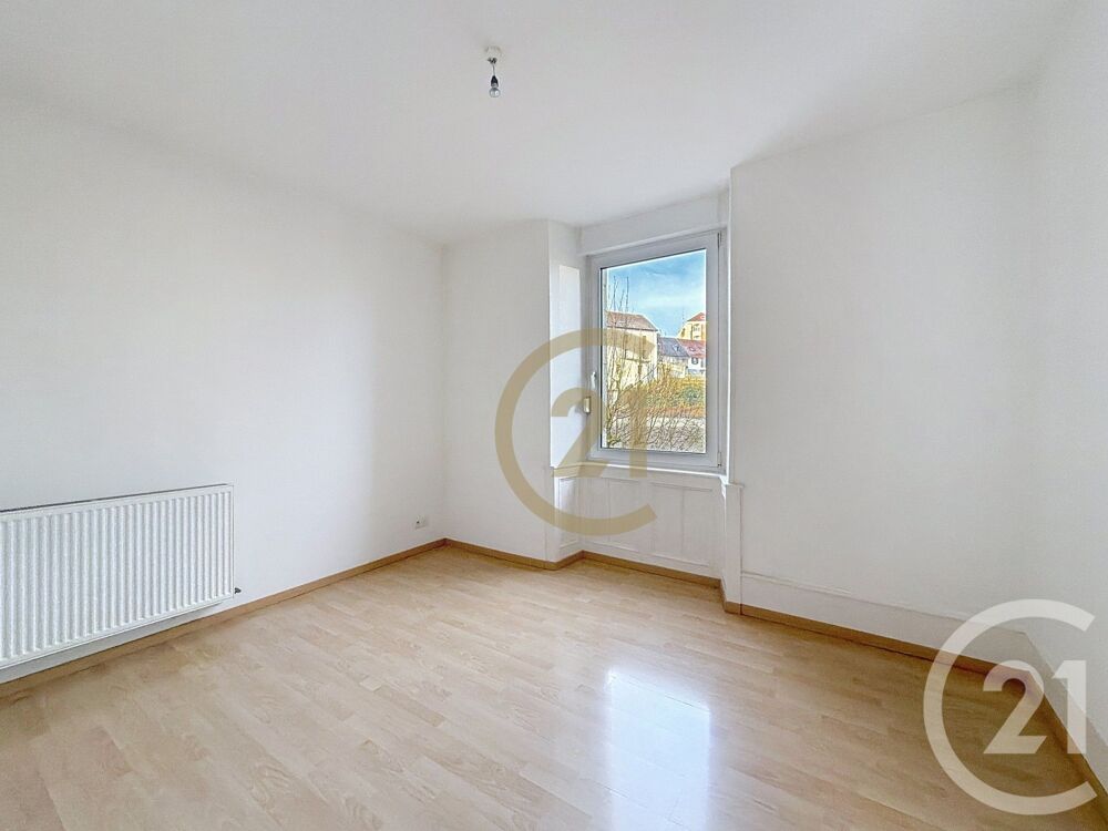 location Appartement - 2 pièce(s) - 41 m² Beaucourt (90500)