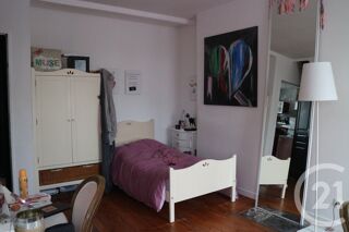  Appartement à louer 4 pièces 113 m²