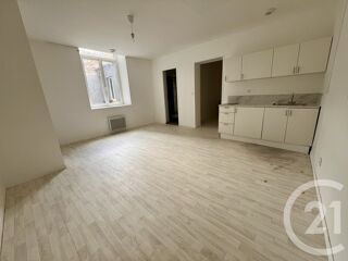  Appartement à louer 2 pièces 33 m²