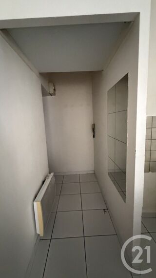 Appartement à louer 3 pièces 53 m²