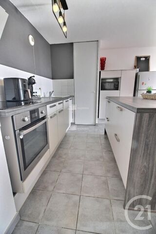  Appartement � vendre 3 pi�ces 74 m�