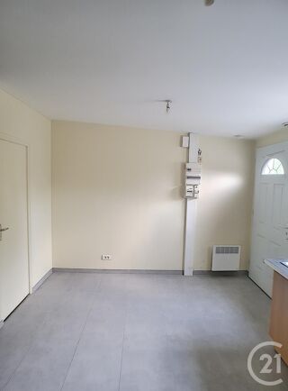  Appartement à louer 1 pièce 24 m²