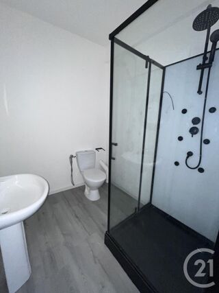  Appartement à louer 1 pièce 27 m²