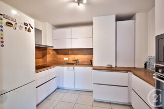  Appartement � vendre 4 pi�ces 97 m�