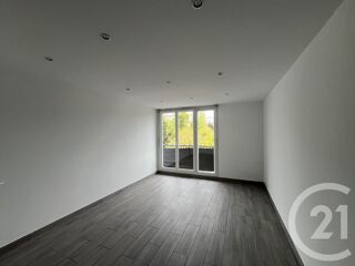  Appartement à louer 3 pièces 67 m²