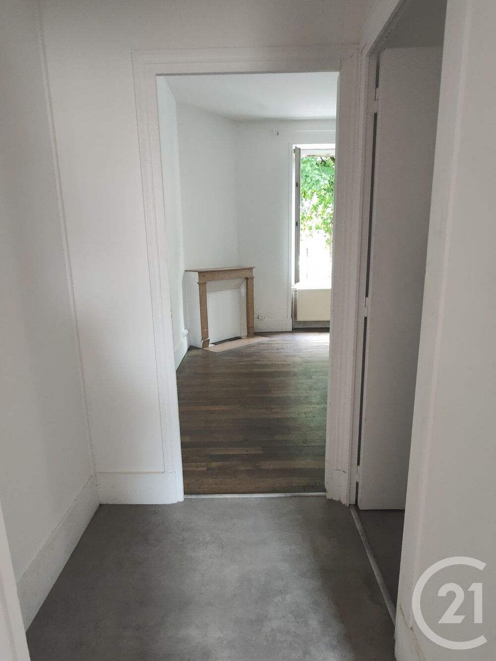 location Appartement - 2 pièce(s) - 45 m² Nevers (58000)