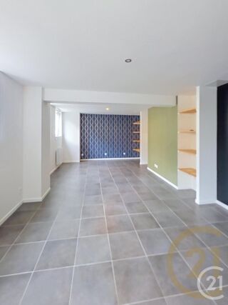 location Appartement - 2 pièce(s) - 51 m² Notre-Dame-de-Bondeville (76960)