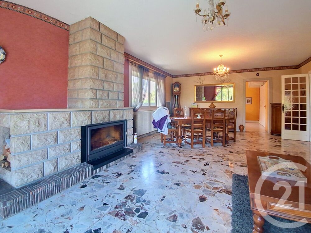 vente Maison - 10 pièce(s) - 347 m² Fretigney-et-Velloreille (70130)
