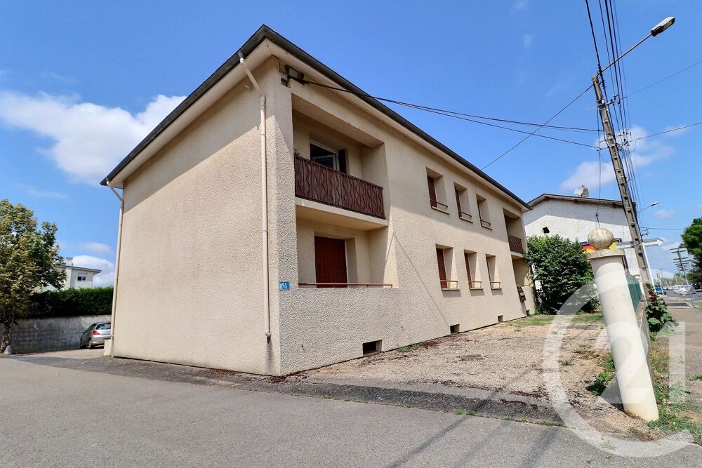 Situé au c½ur du Tiret, dans une petit immeuble dont l'i....