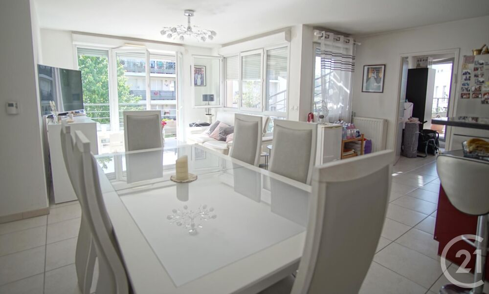 vente Appartement - 4 pièce(s) - 83 m² Créteil (94000)
