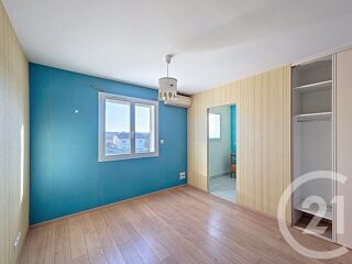  Maison à vendre 10 pièces 196 m²