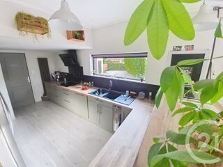  Maison � vendre 4 pi�ces 165 m�