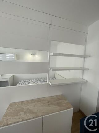  Appartement à louer 1 pièce 30 m²